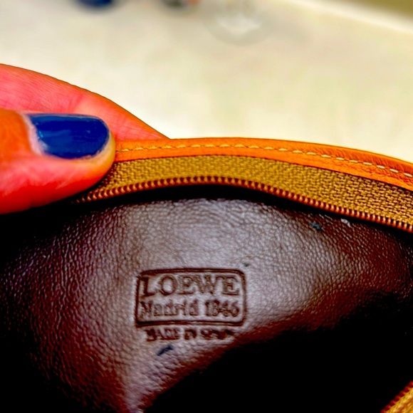 Loewe zipper pouch Authentic - Picture 4 of 5